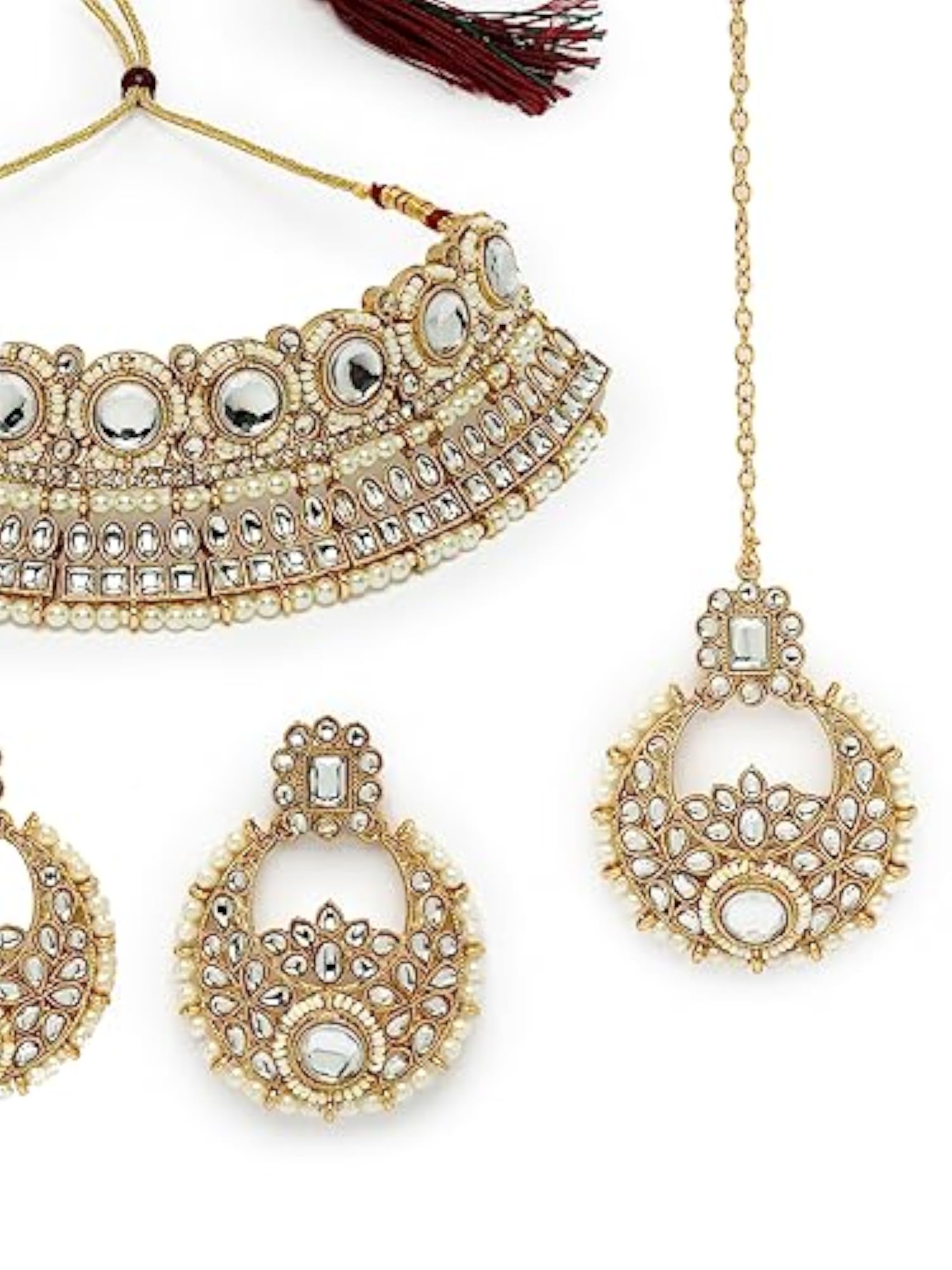 Fashion-Forward Kundan & Beads Choker Necklace Set With Earring & Maangtika